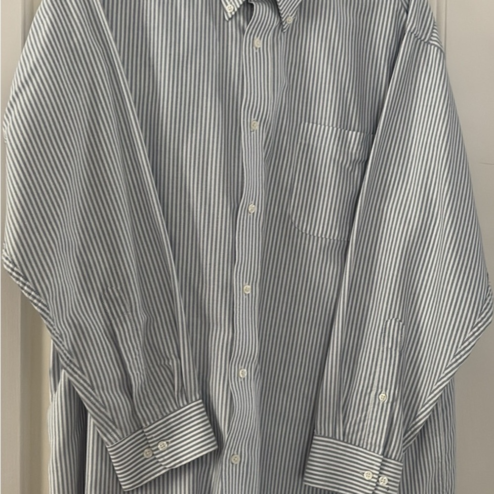 Croft & Barrow Men's Navy Striped Dress Shirt (18.5 34/35)